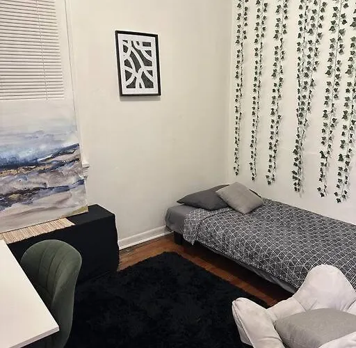 Comfy & Modern 3br Free Wifi Free Parking *
